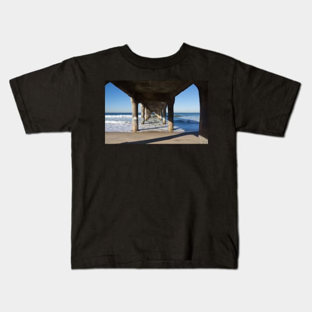 Under the pier. Kids T-Shirt by sma1050